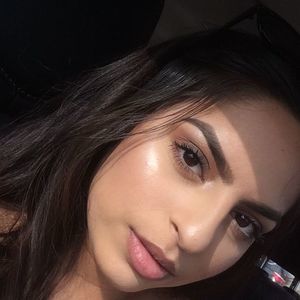 Meet your Posher, Sharan